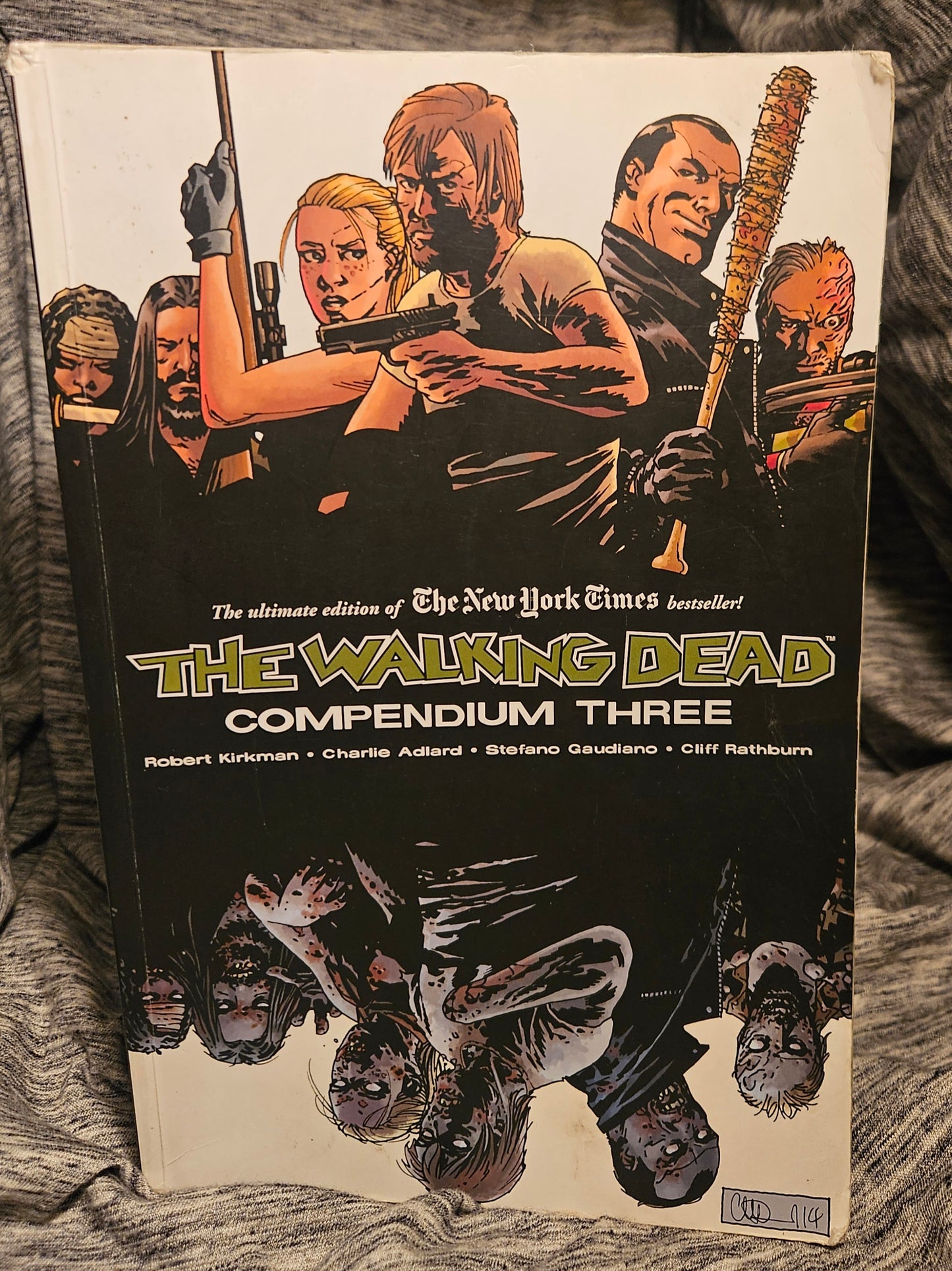 The Walking Dead Compendium Three (Book)