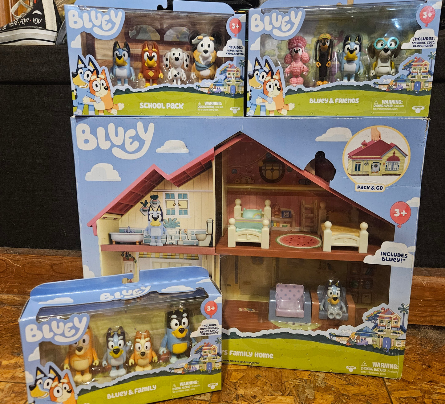 Bluey Character Packs & Family Home