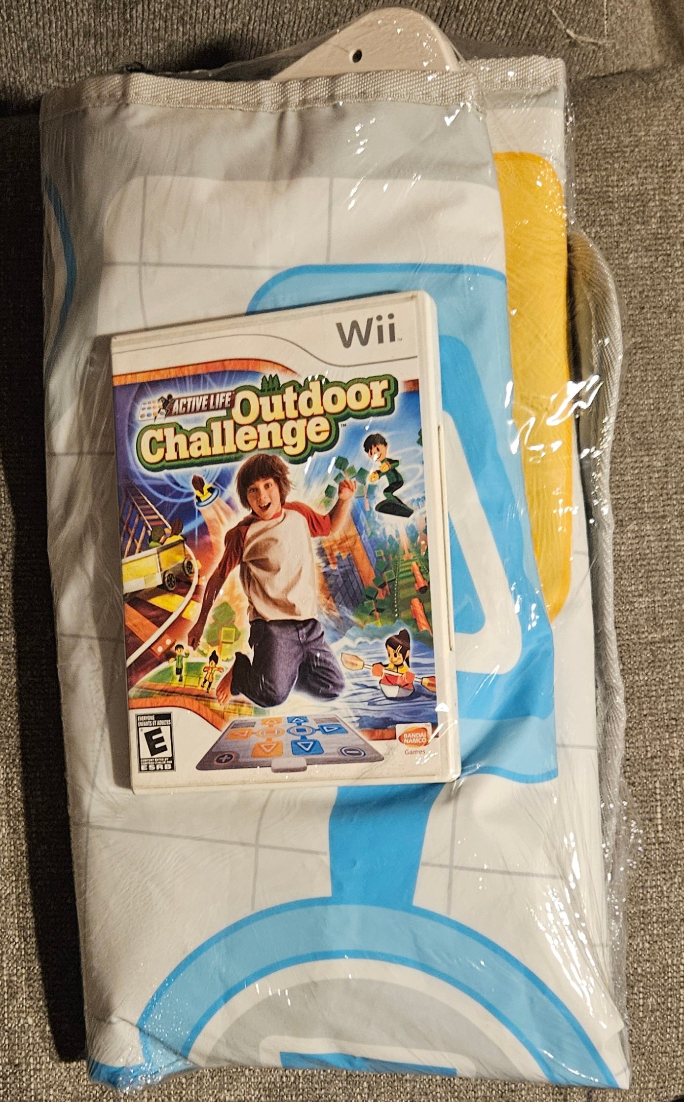 Active Life Outdoor Challenge with Mat