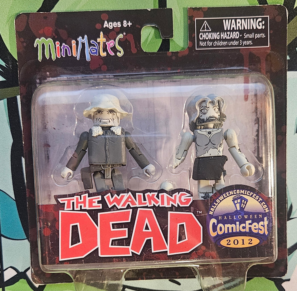 Mini Mates: Winter Coat Dale & Female Zombie Figure