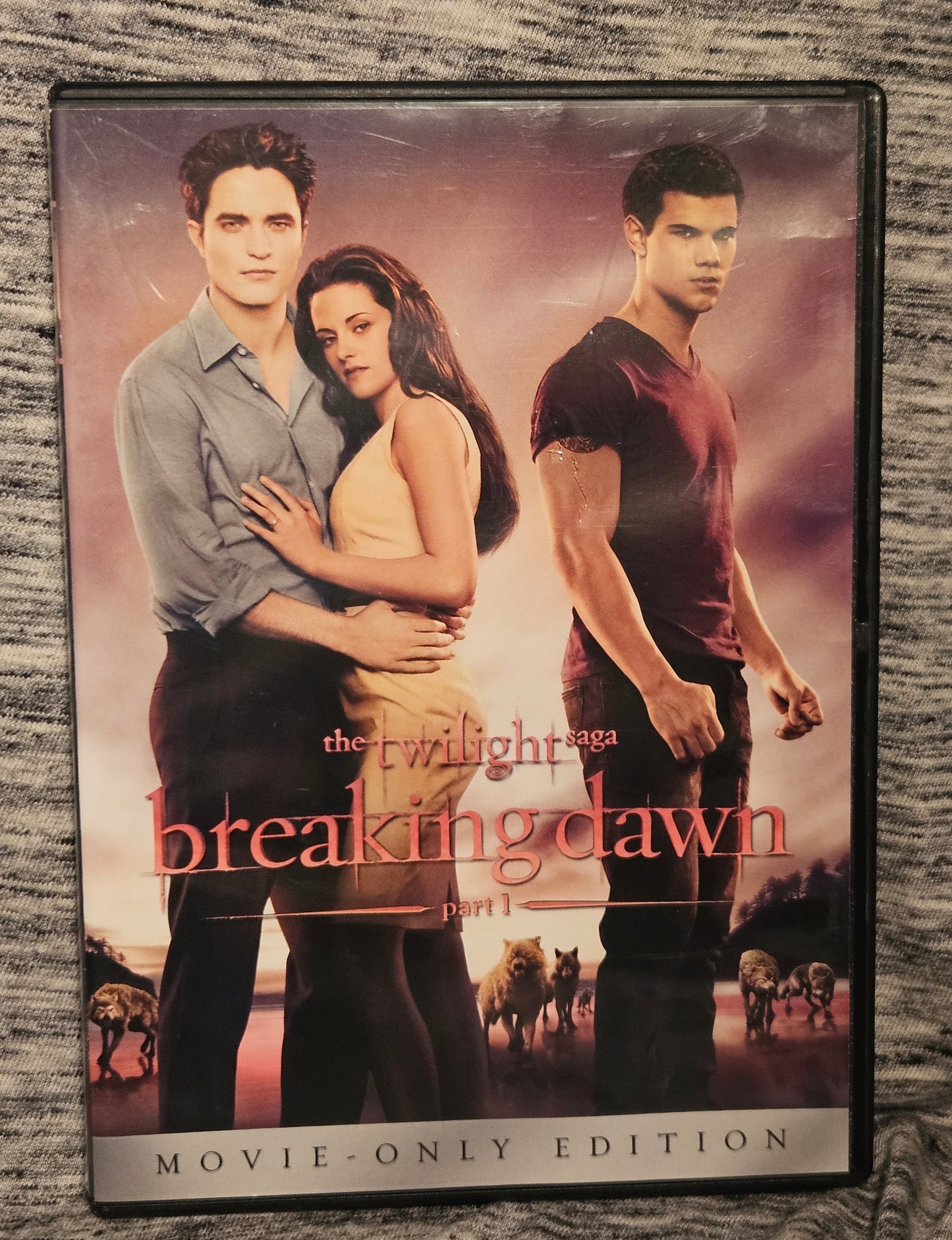 Twilight Saga: Breaking Dawn Part 1 (DVD)