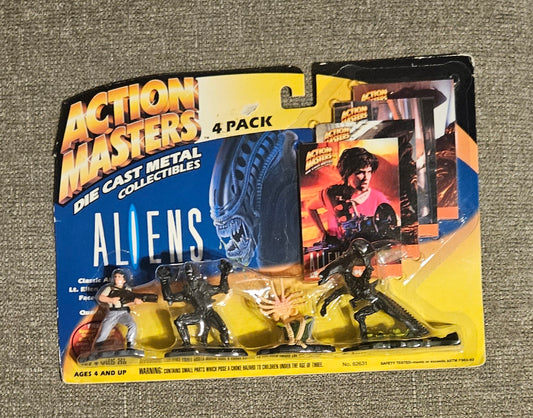 Alien Figurines