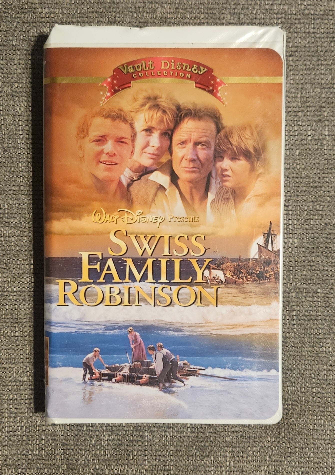 Swiss Family Robinson (VHS)