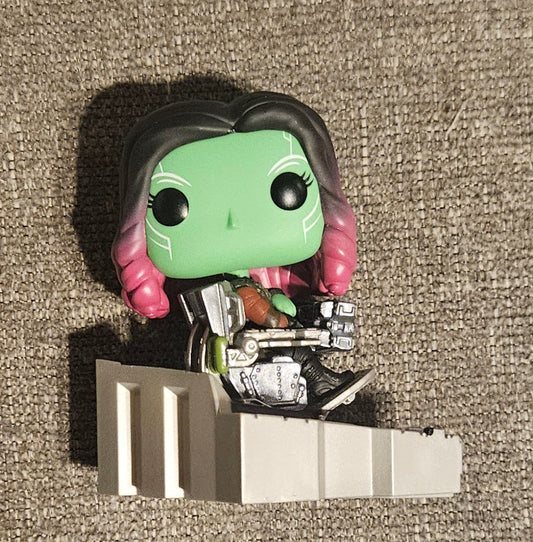 Guardians of The Galaxy: Gamora on Throne