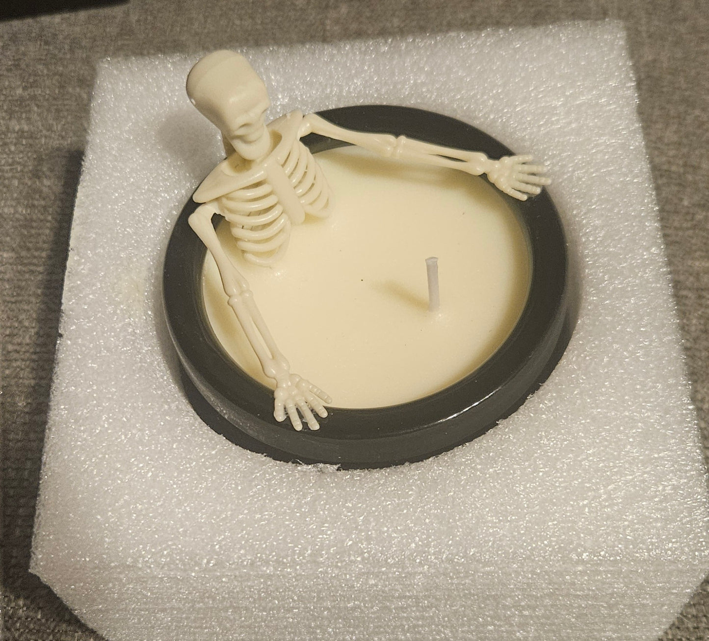 Skeleton in Candle