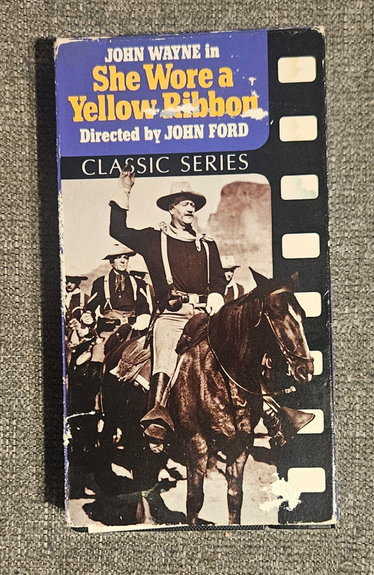 She Wore A Yellow Ribbon (VHS)