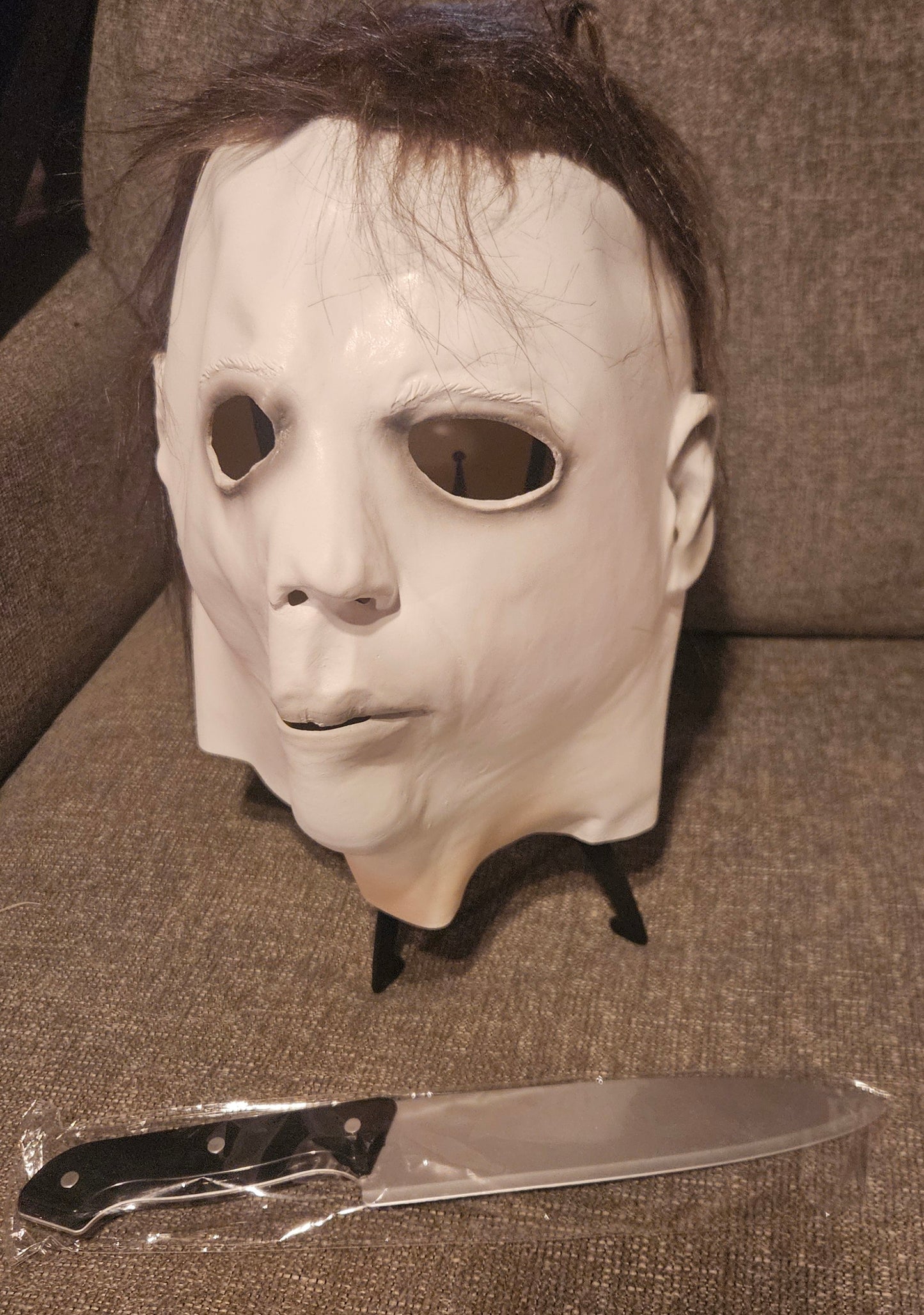1978 Michael Myers Mask with Knife