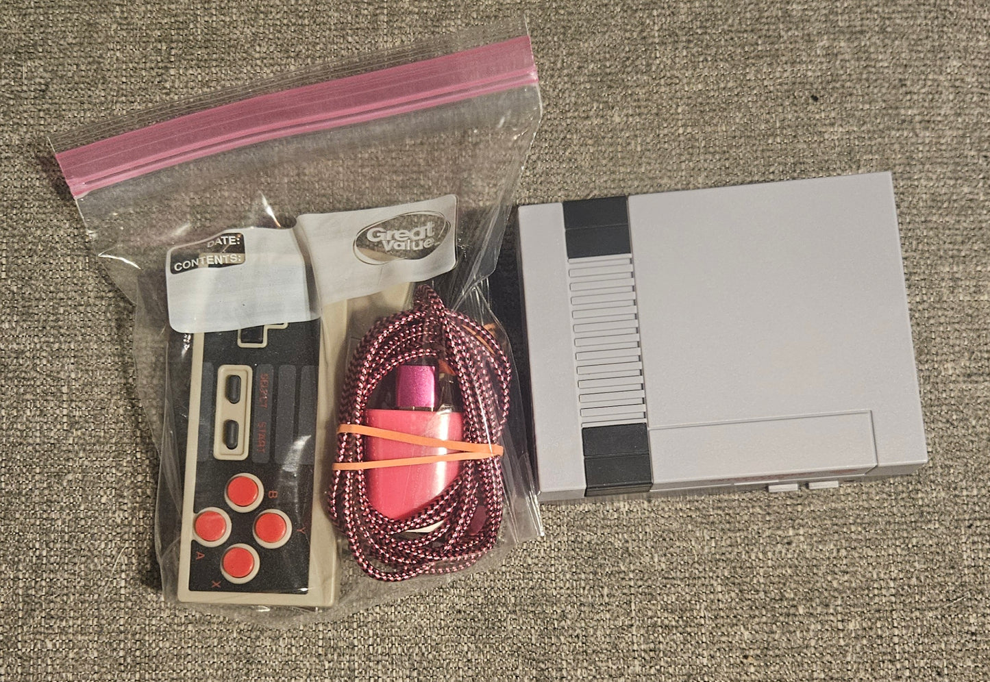 NES Classic Mini with Built-In Games (Generic)