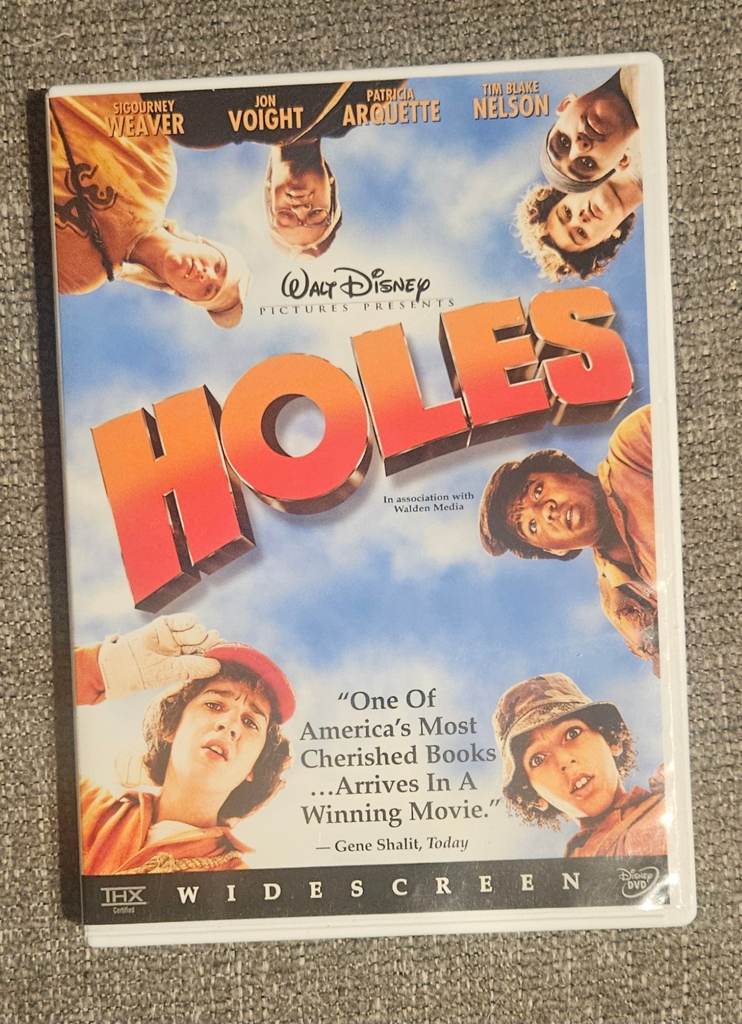 Holes (DVD)