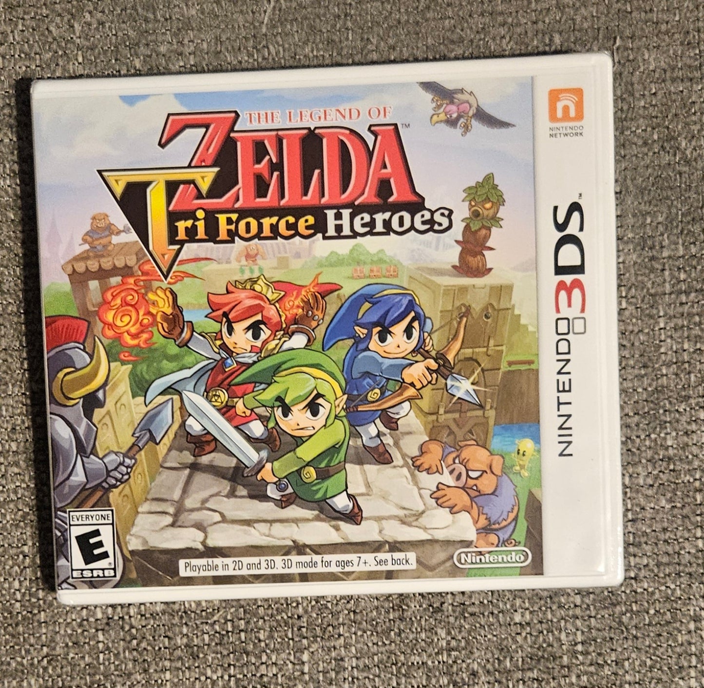 The Legend of Zelda: Tri-Force Heroes (3DS)