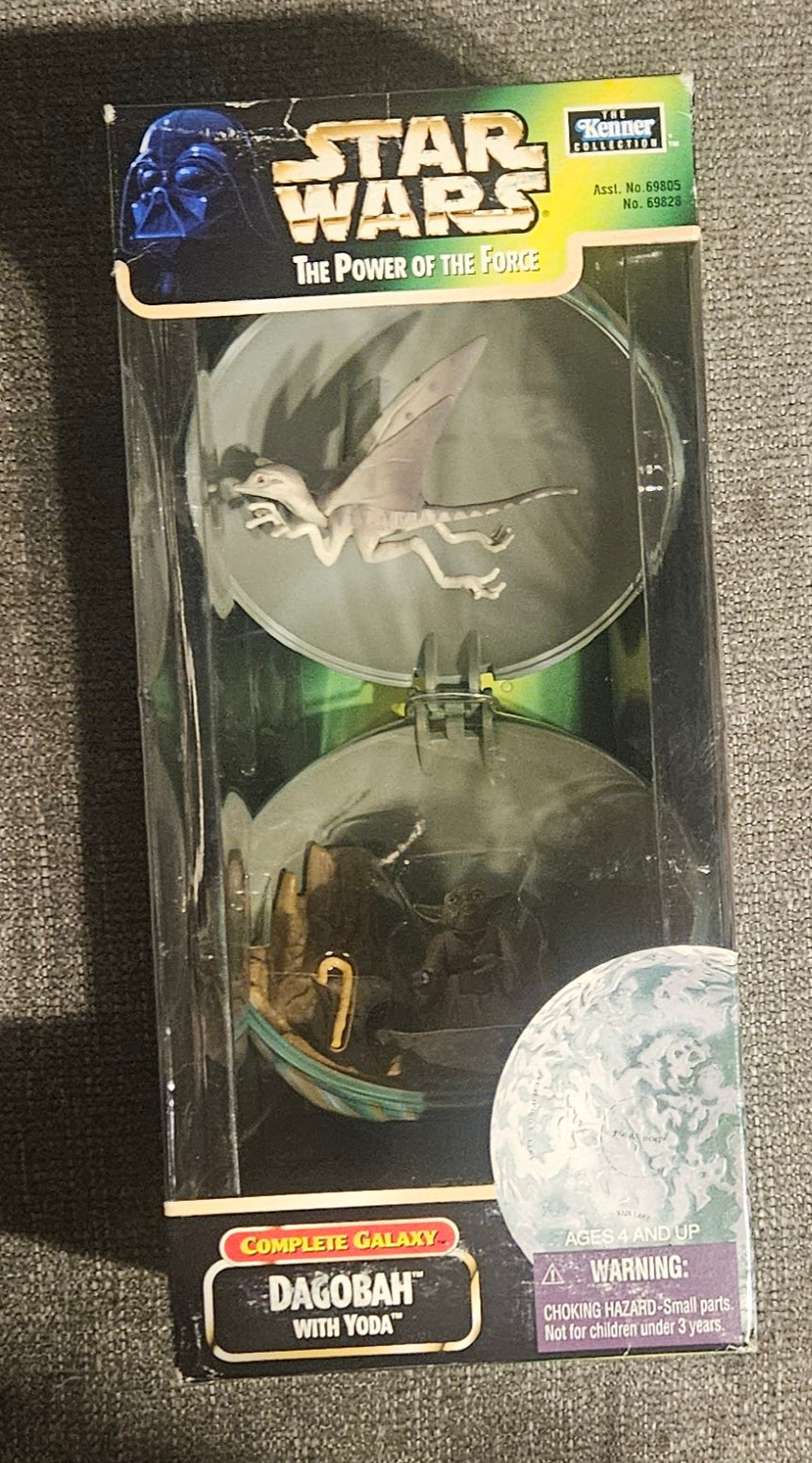 Star Wars: Dagobah with Yoda Figure