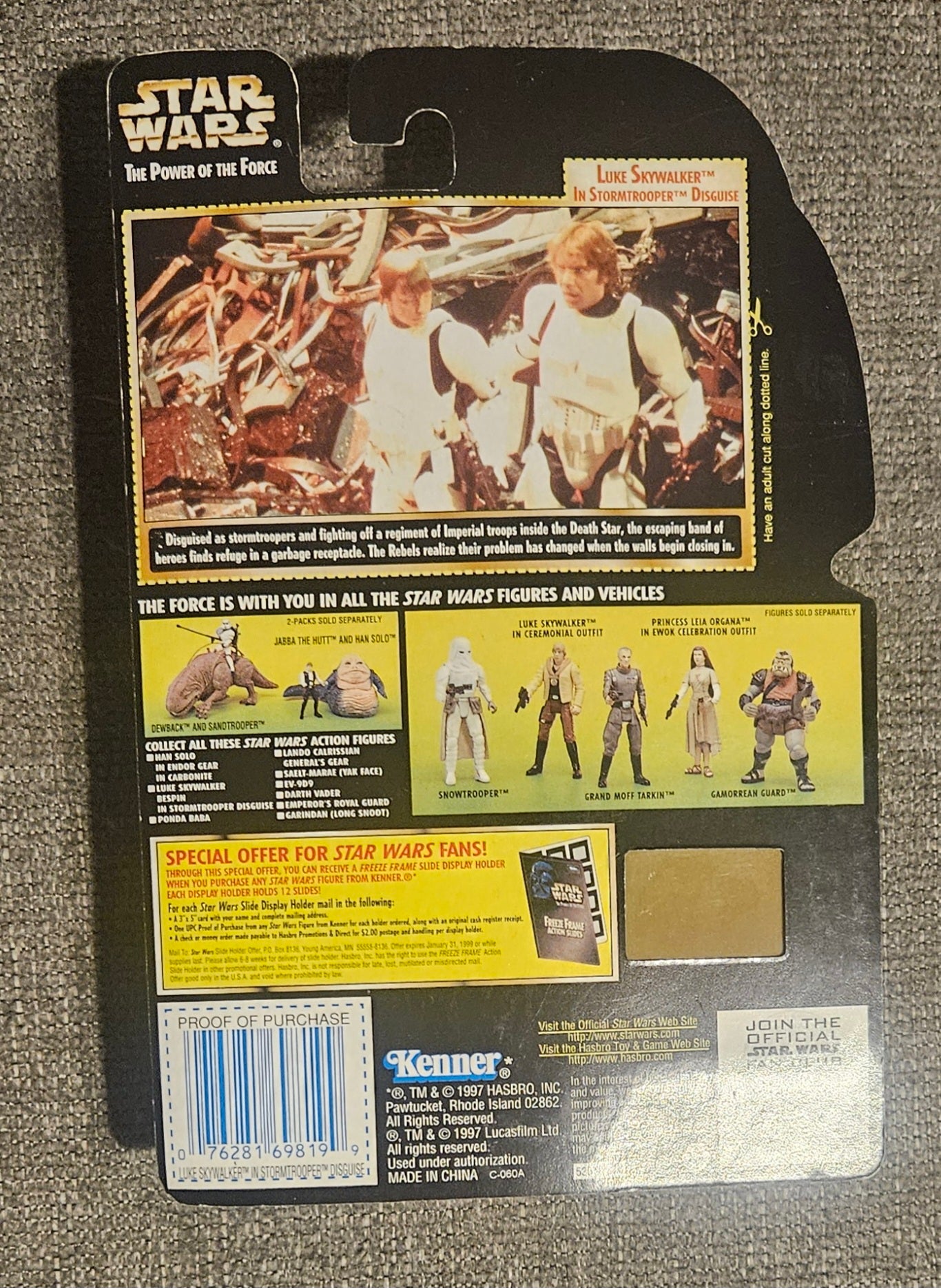 Star Wars: Luke Skywalker in Stormtrooper Disguise with Imperial Blaster Figure