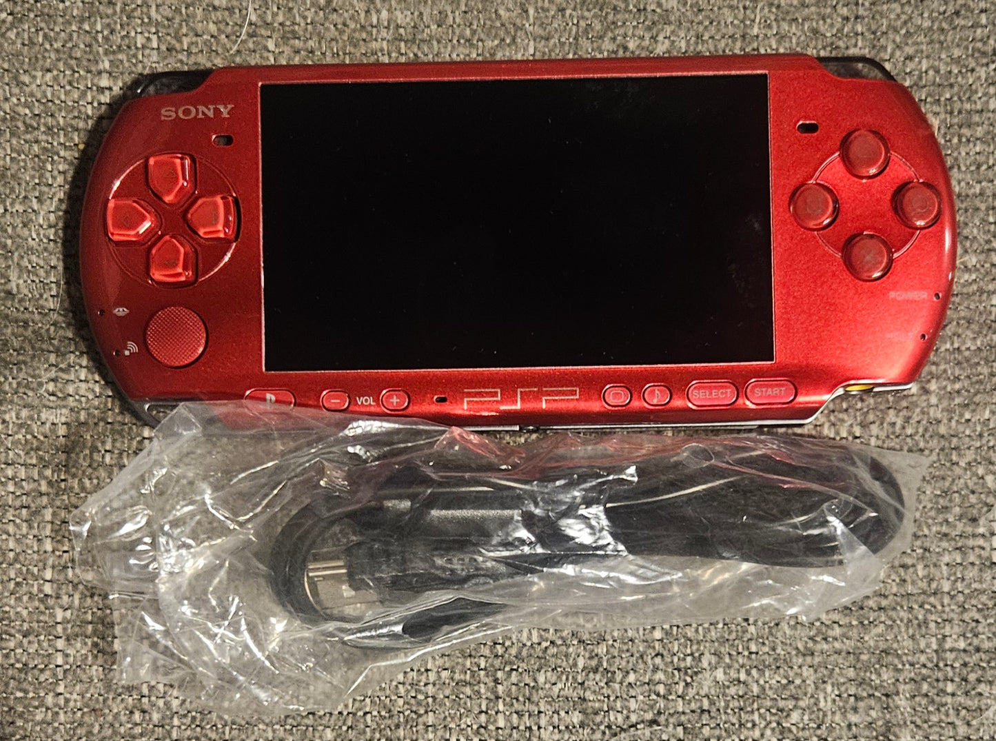 PSP Radiant Red 3000 Model (Japanese Import Edition)