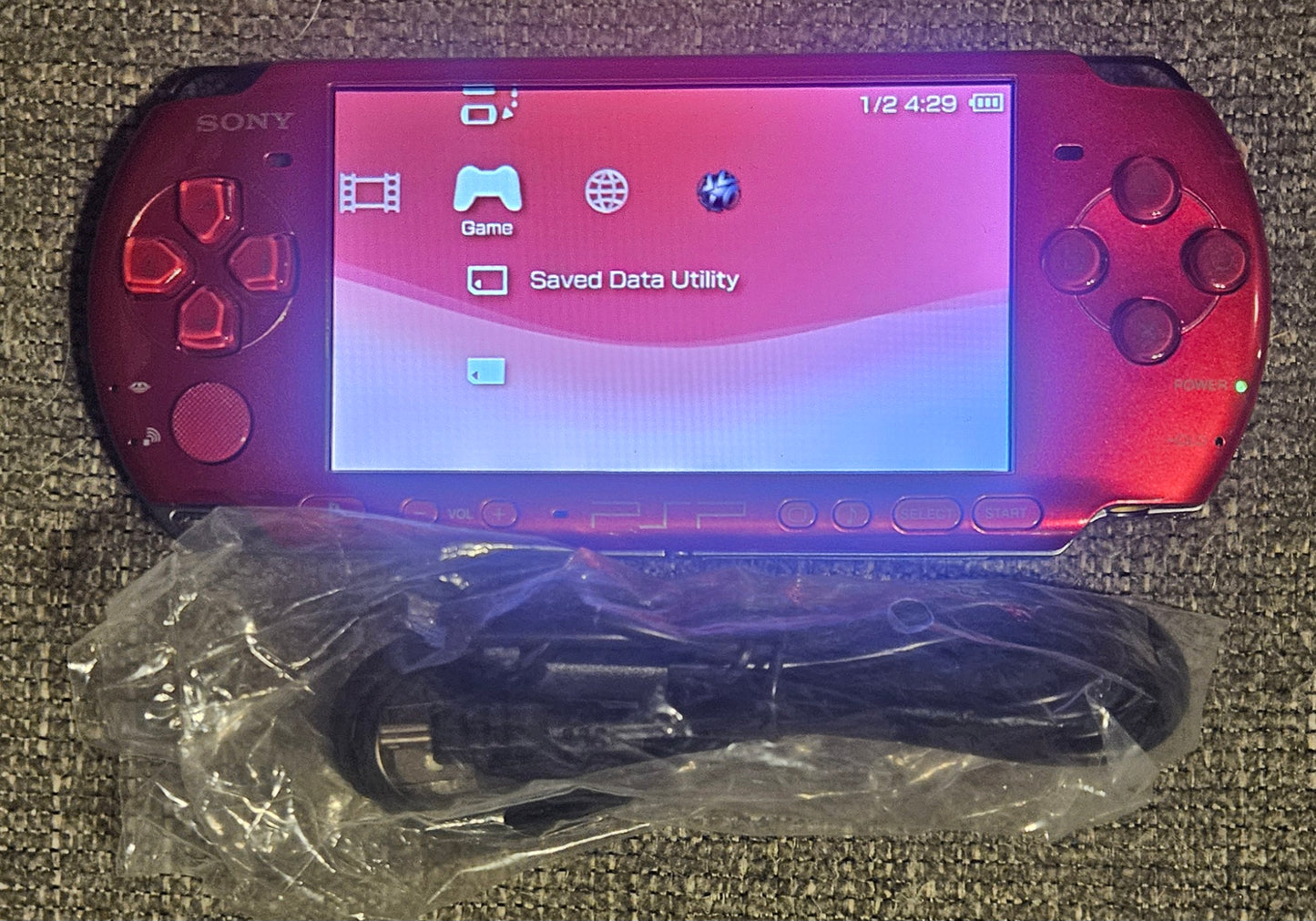 PSP Radiant Red 3000 Model (Japanese Import Edition)